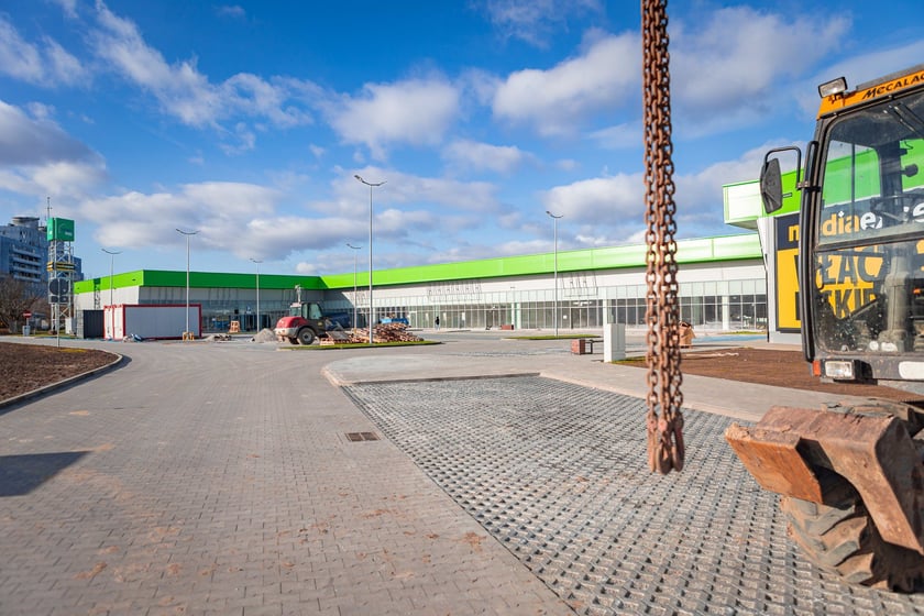 Nowa galeria handlowa przy ulicy Kiełczowskiej zostanie otwarta 12 grudnia