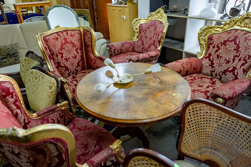 Targ "Na Młynie" - kupić tu można rzeczy zwykłe i te mniej zwykłe