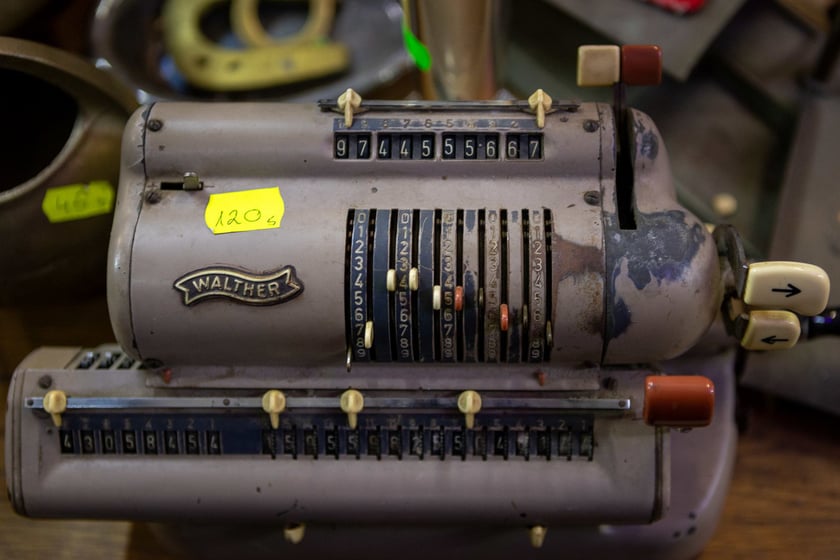 Targ "Na Młynie" - kupić tu można rzeczy zwykłe i te mniej zwykłe