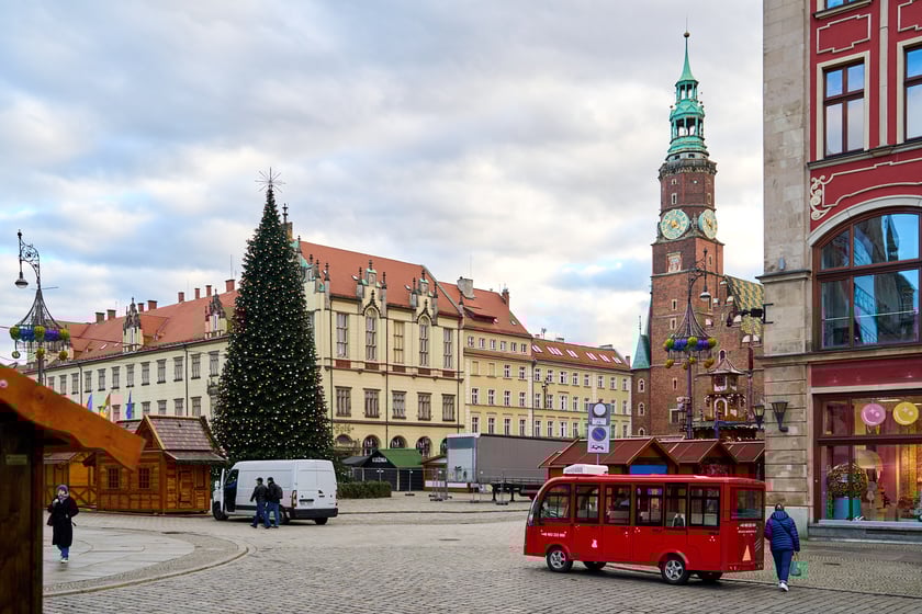 Jarmark Bożonarodzeniowy w Rynku we Wrocławiu 2024 - zdjęcia z 28 listopada, dzień przed otwarciem