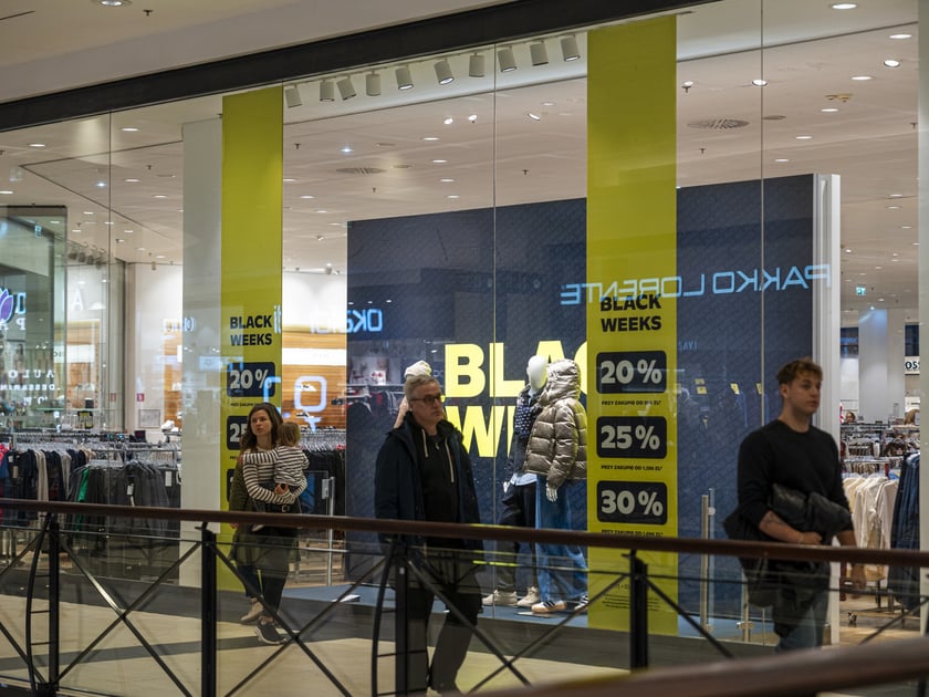 Black Week 2024 rozpoczęty. Klienci na zakupach, 30 listopada we Wrocławiu