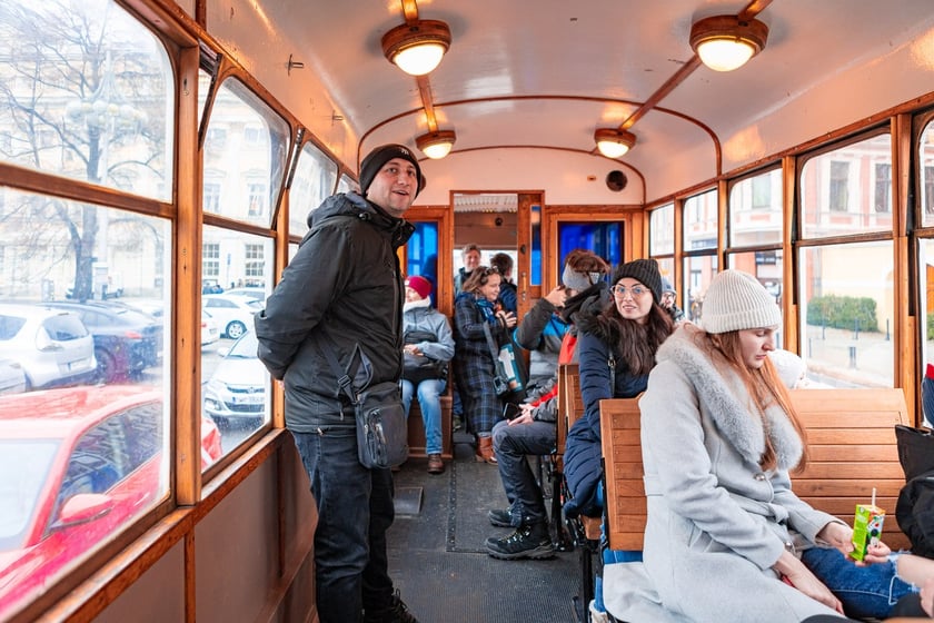 Mikołajki z zabytkowym Konstalem. Wrocław, 07.12.2024