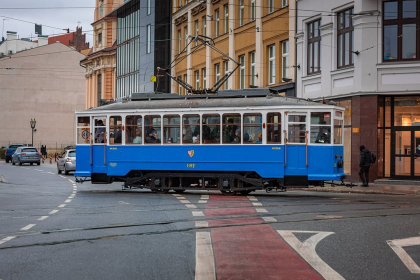 Mikołajki z zabytkowym Konstalem. Wrocław, 07.12.2024