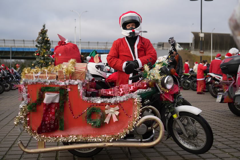 Przejazd Moto Mikołajów przez Wrocław, 07.12.2024