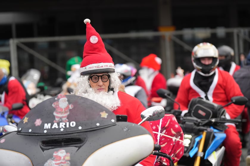 Przejazd Moto Mikołajów przez Wrocław, 07.12.2024