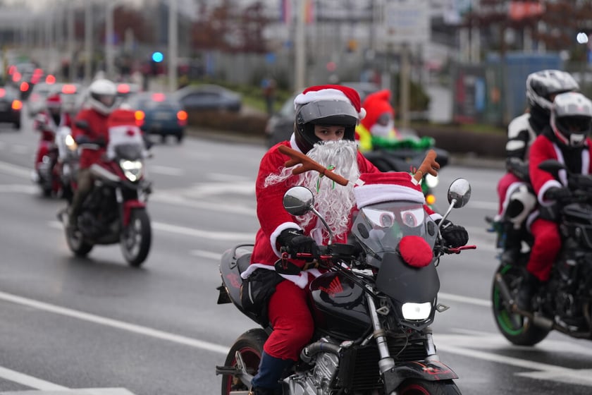 Przejazd Moto Mikołajów przez Wrocław, 07.12.2024