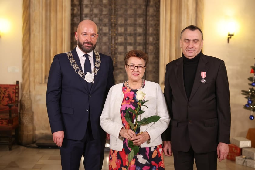 Sala Wielka Ratusza, spotkanie z parami z wieloletnim stażem, 9 grudnia 2024