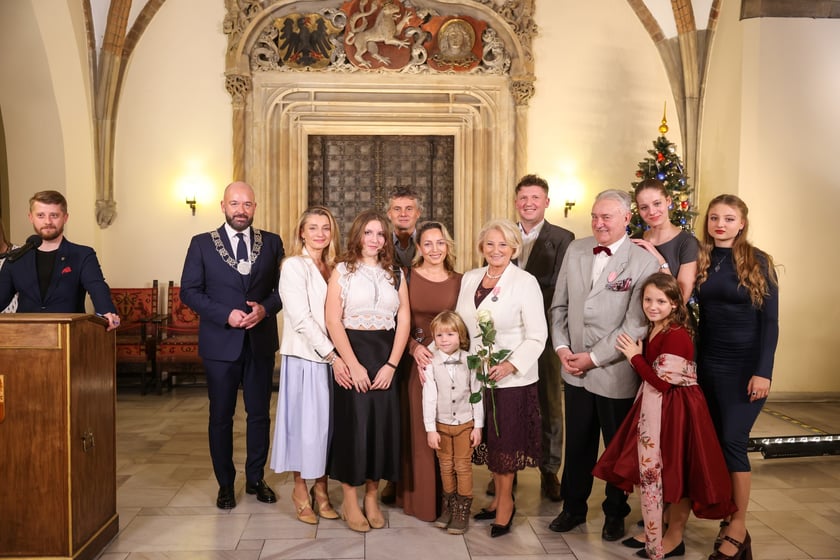 Sala Wielka Ratusza, spotkanie z parami z wieloletnim stażem, 9 grudnia 2024