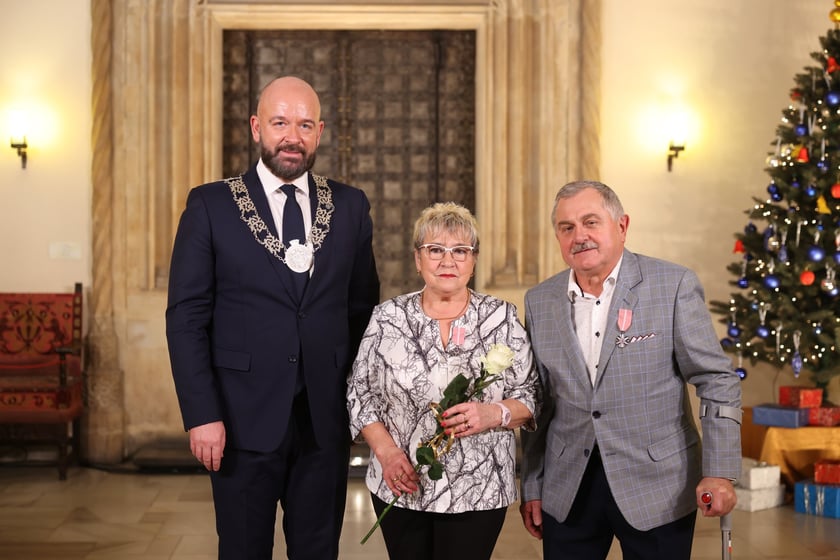 Sala Wielka Ratusza, spotkanie z parami z wieloletnim stażem, 9 grudnia 2024