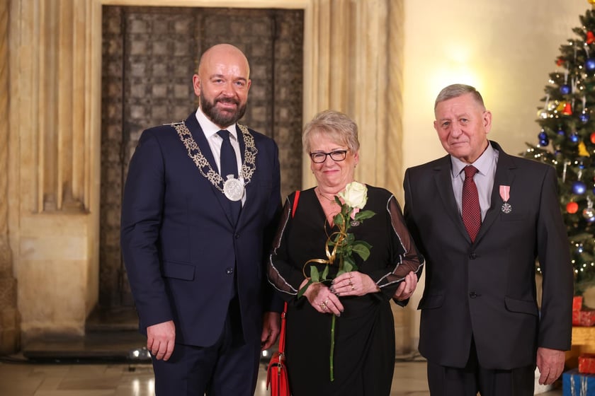 Sala Wielka Ratusza, spotkanie z parami z wieloletnim stażem, 9 grudnia 2024