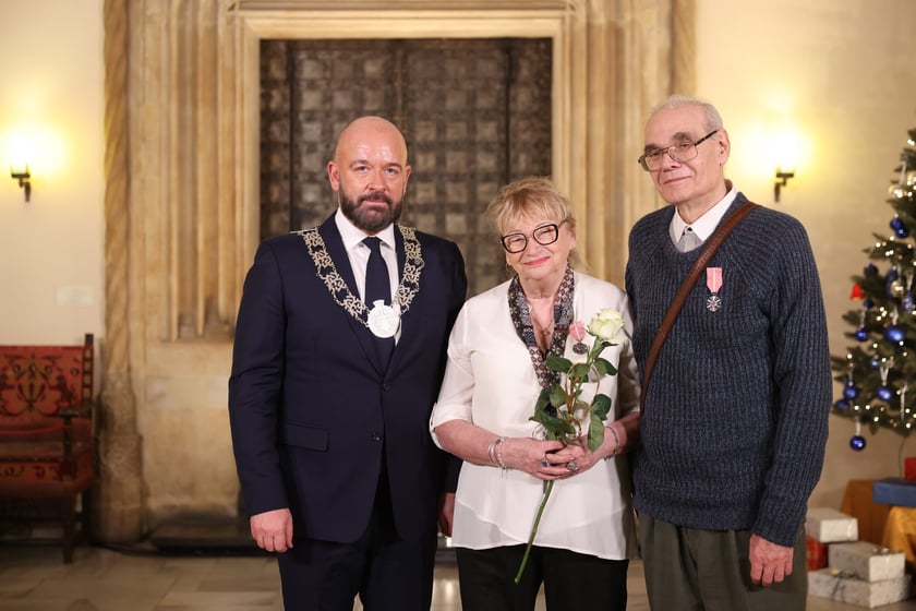 Sala Wielka Ratusza, spotkanie z parami z wieloletnim stażem, 9 grudnia 2024