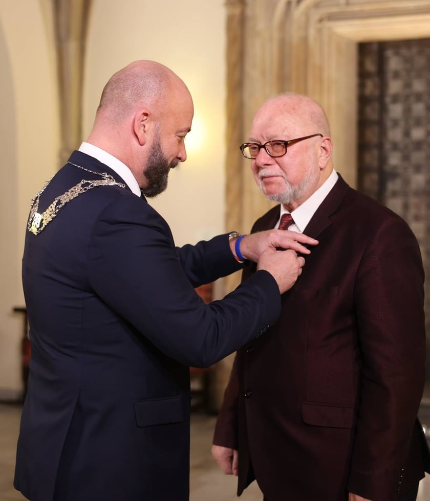 Sala Wielka Ratusza, spotkanie z parami z wieloletnim stażem, 9 grudnia 2024