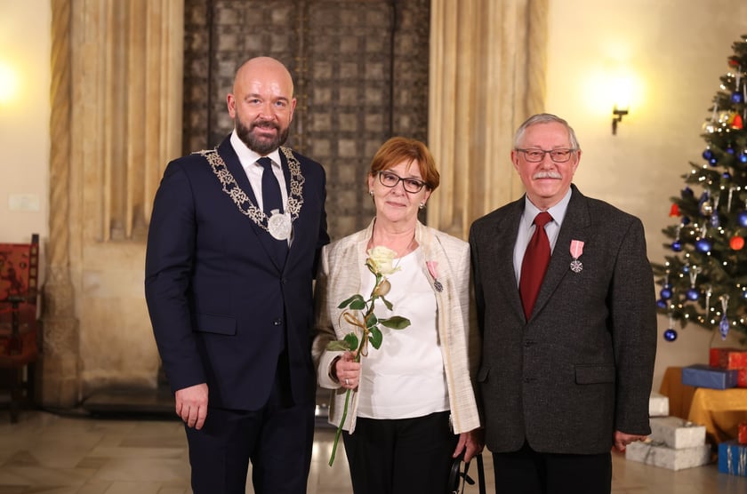 Sala Wielka Ratusza, spotkanie z parami z wieloletnim stażem, 9 grudnia 2024