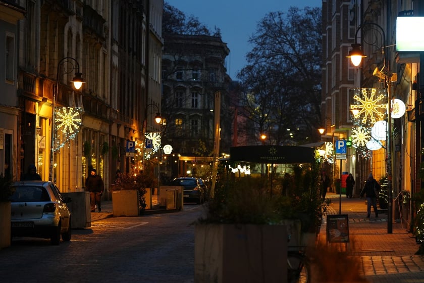 Ulica św. Antoniego zaprasza w świątecznej magicznej odsłonie.