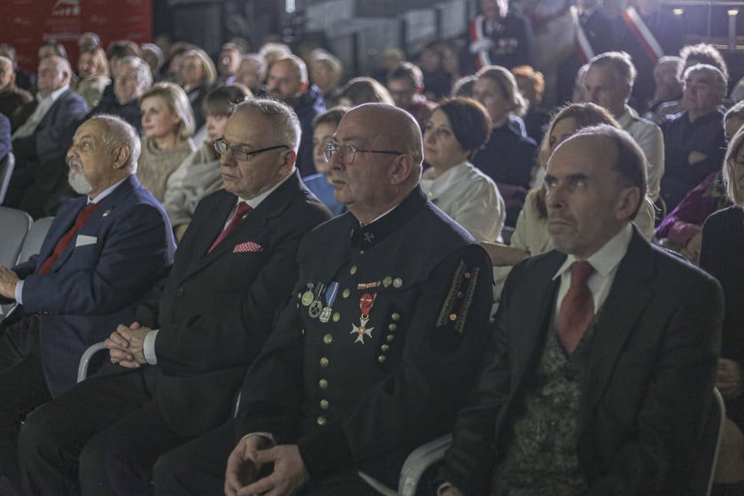 Gala Niezłomnych w CH Zajezdnia z okazji 43. rocznicy wprowadzenia stanu wojennego w Polsce