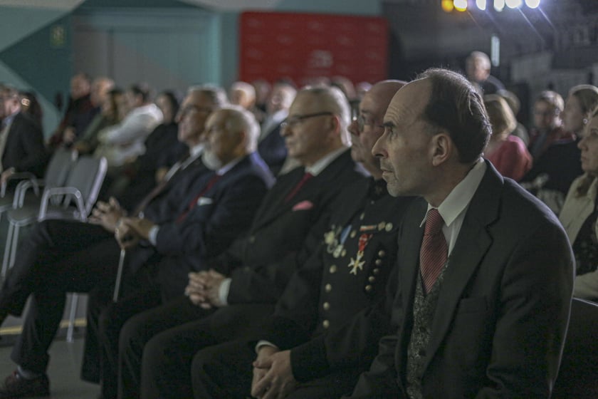 Gala Niezłomnych w CH Zajezdnia z okazji 43. rocznicy wprowadzenia stanu wojennego w Polsce