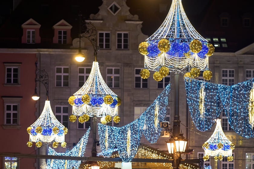Świąteczne iluminacje i ozdoby we Wrocławiu