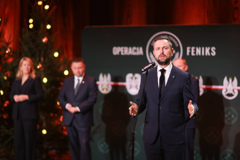 Wigilia dla żołnierzy Wojska Polskiego w Hali Stulecia.