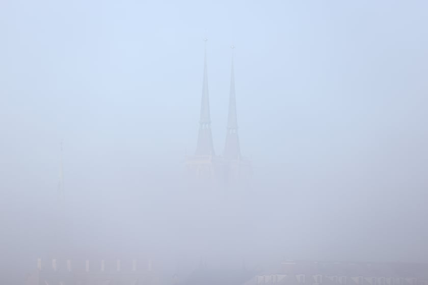 Wrocław we mgle - zdjęcia z poranka 29.12.2024 r.