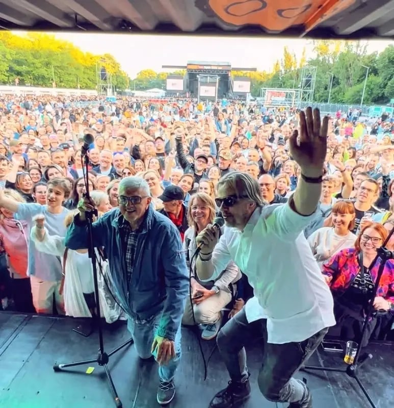 Słuchacze i dziennikarze Radia 357