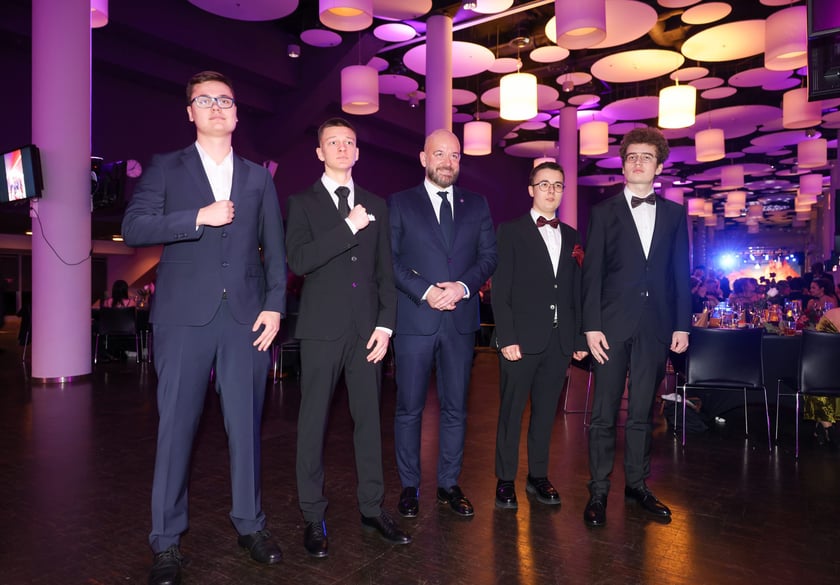 Studniówka VII LO im. K. K. Baczyńskiego na stadionie Tarczyński Arena (18 stycznia 2025)