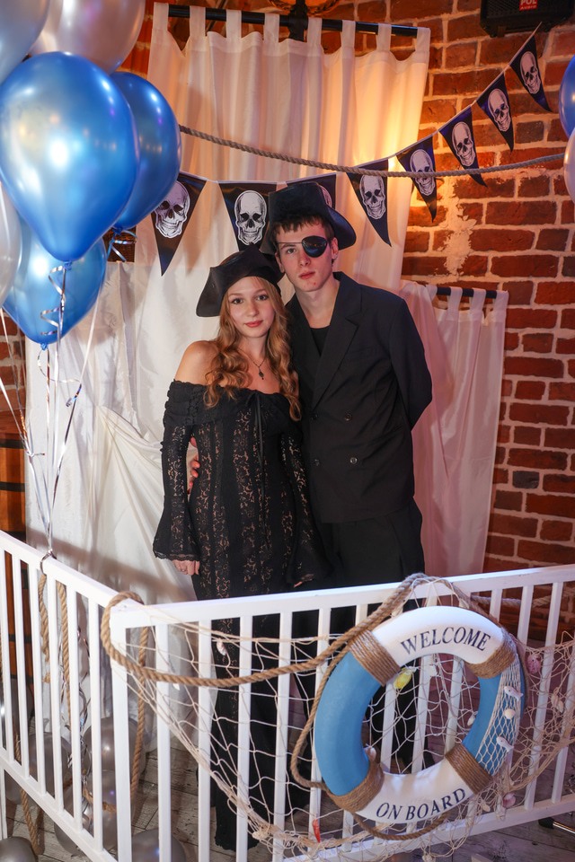 Studniówka Liceum Sztuk Plastycznych im. Stanisława Kopystyńskiego w Starym Klasztorze (18 stycznia 2025)