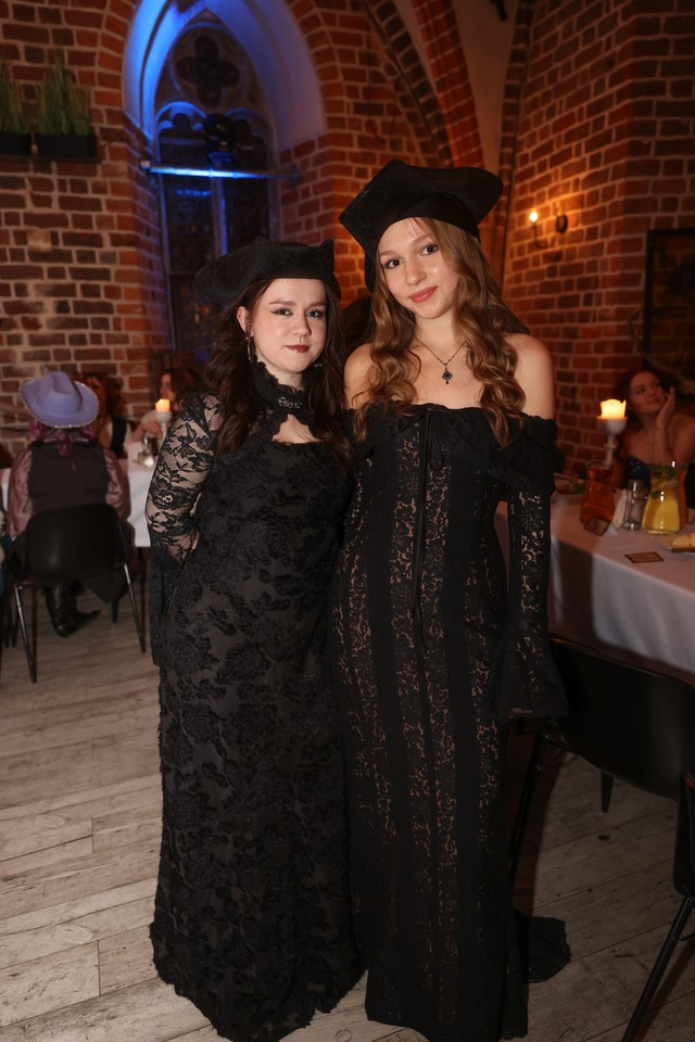 Studniówka Liceum Sztuk Plastycznych im. Stanisława Kopystyńskiego w Starym Klasztorze (18 stycznia 2025)