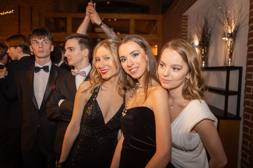 Studniówka LO nr III im. Adama Mickiewicza w Zamku Topacz (18.01.2025)