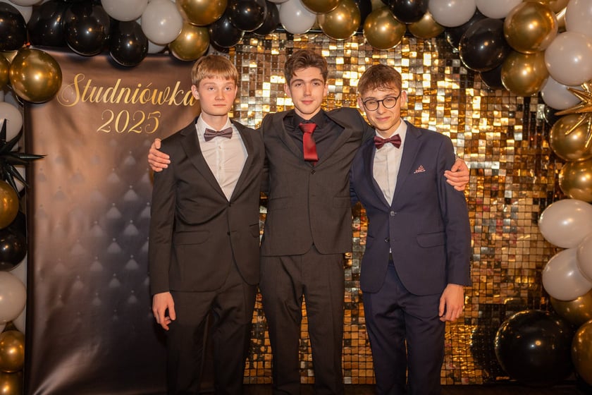 Studniówka LO nr III im. Adama Mickiewicza w Zamku Topacz (18.01.2025)