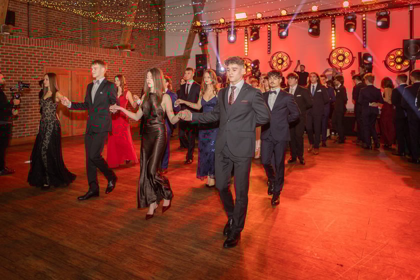 Studniówka LO nr III im. Adama Mickiewicza w Zamku Topacz (18.01.2025)