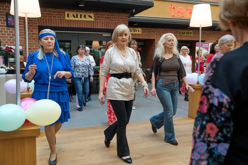 Dzień Babci i Dziadka w rytmie disco, Wrocławski Teatr Capitol