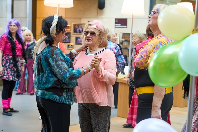 Dzień Babci i Dziadka w rytmie disco, Wrocławski Teatr Capitol