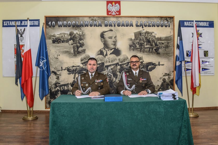 Uroczystość przekazania obowiązk&oacute;w dow&oacute;dcy 10 Wrocławskiej Brygady Łączności. Wrocław, 29.01.2025&nbsp;