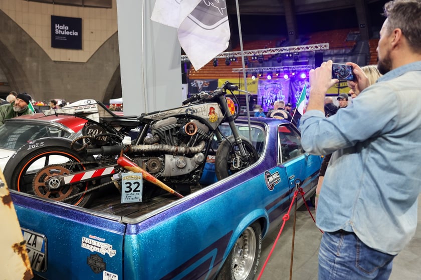 Zabytkowe samochody, motocykle i rowery custom obejrzymy na imprezie Kustomhead w Hali Stulecia