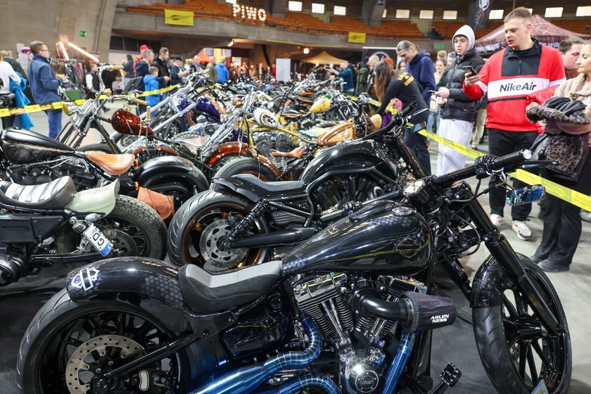 Zabytkowe samochody, motocykle i rowery custom obejrzymy na imprezie Kustomhead w Hali Stulecia