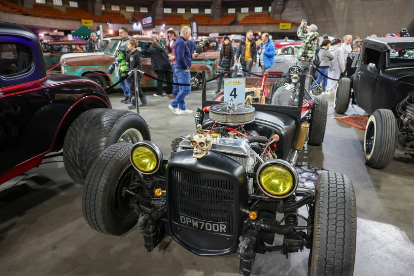 Zabytkowe samochody, motocykle i rowery custom obejrzymy na imprezie Kustomhead w Hali Stulecia