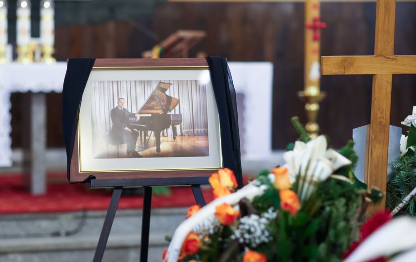 Pogrzeb Macieja Kieresa, artysty i dziennikarza