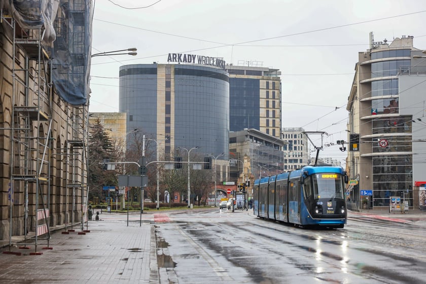 1 marca - zmiana organizacji ruchu pod Arkadami Wrocławskimi