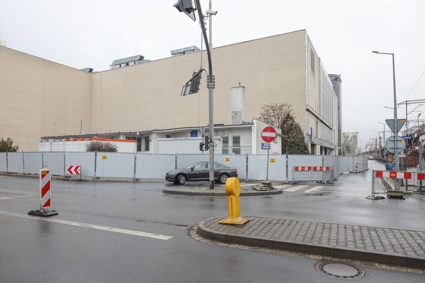 1 marca - zmiana organizacji ruchu pod Arkadami Wrocławskimi