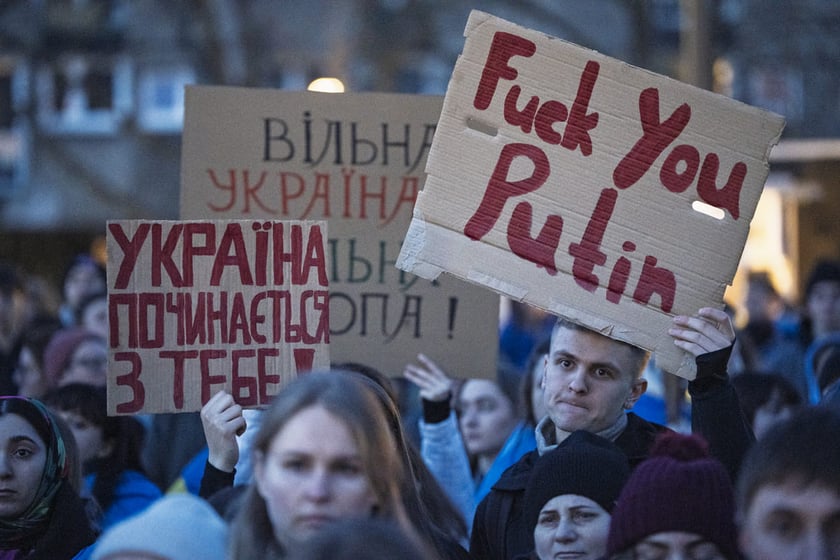 Wiec w trzecią rocznicę rosyjskiej napaści na Ukrainę. Plac Nowy Targ, 24 luty 2025
