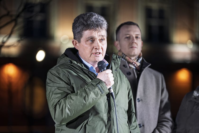 Wiec w trzecią rocznicę rosyjskiej napaści na Ukrainę. Plac Nowy Targ, 24 luty 2025