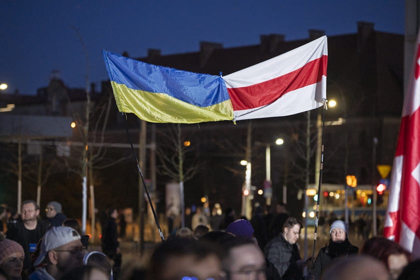Wiec w trzecią rocznicę rosyjskiej napaści na Ukrainę. Plac Nowy Targ, 24 luty 2025