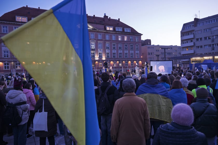 Wiec w trzecią rocznicę rosyjskiej napaści na Ukrainę. Plac Nowy Targ, 24 luty 2025