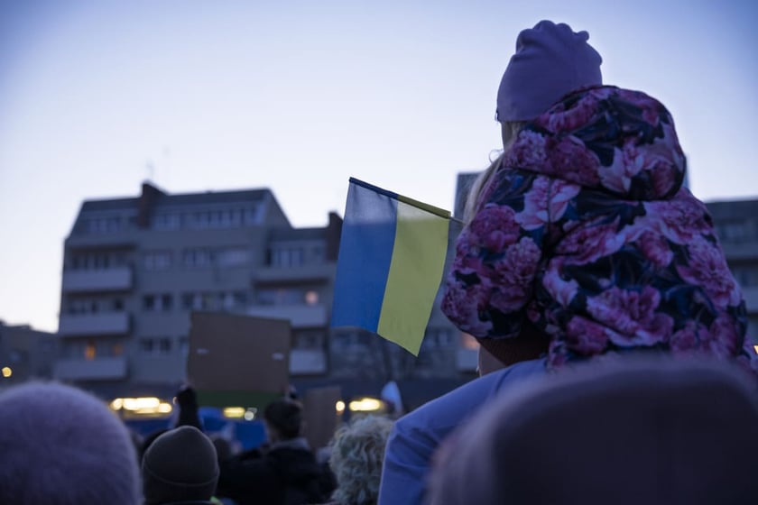 Wiec w trzecią rocznicę rosyjskiej napaści na Ukrainę. Plac Nowy Targ, 24 luty 2025