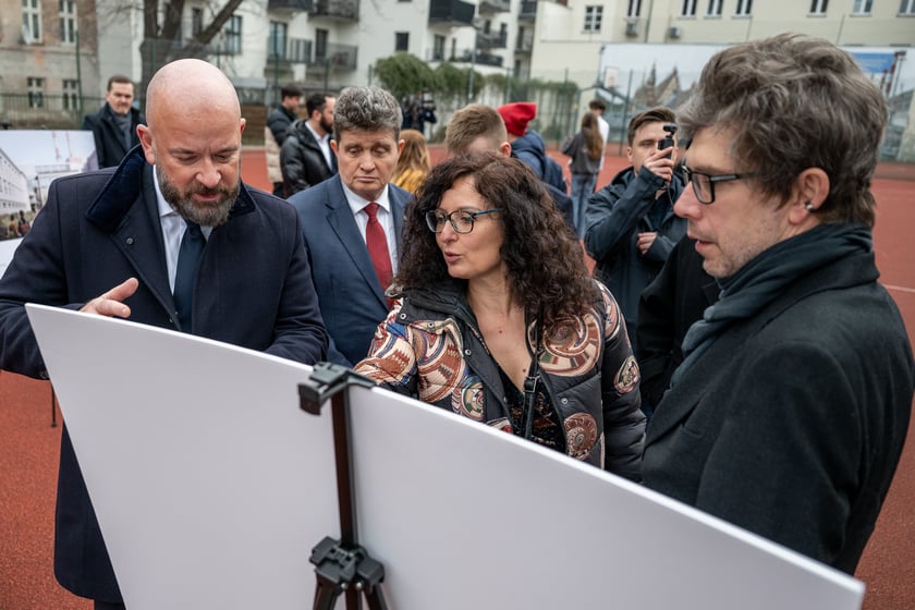 Przebudowa LO nr III we Wrocławiu - konferencja prasowa 26.02.2025 r.