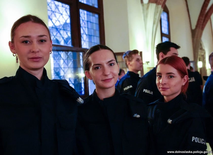 Ślubowanie policjantów w Ratuszu we Wrocławiu