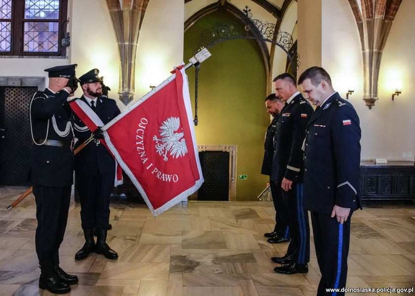 Ślubowanie policjantów w Ratuszu we Wrocławiu