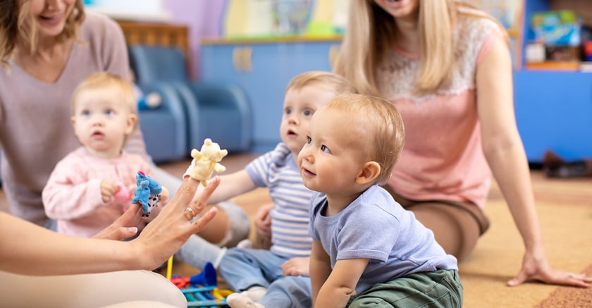 Jak złożyć wniosek o nowe świadczenie?

Aby skorzystać z nowego uprawnienia, rodzic musi złożyć wniosek do pracodawcy&nbsp;najp&oacute;źniej 21 dni przed zakończeniem podstawowego urlopu macierzyńskiego. Wniosek może być w&nbsp;formie papierowej lub elektronicznej.
