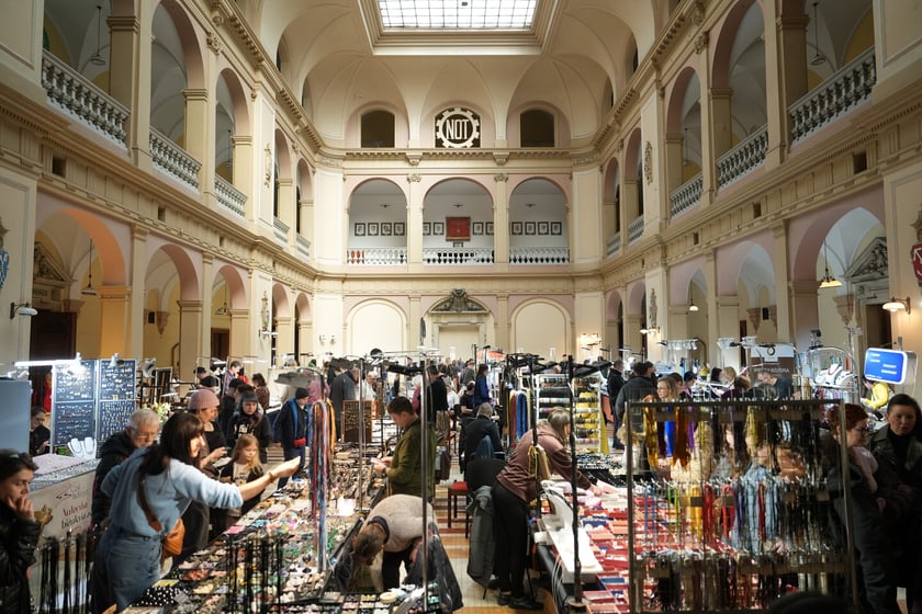 Targi Minerał&oacute;w, Biżuterii i Wyrob&oacute;w Jubilerskich w NOT w weekend 15-16 marca