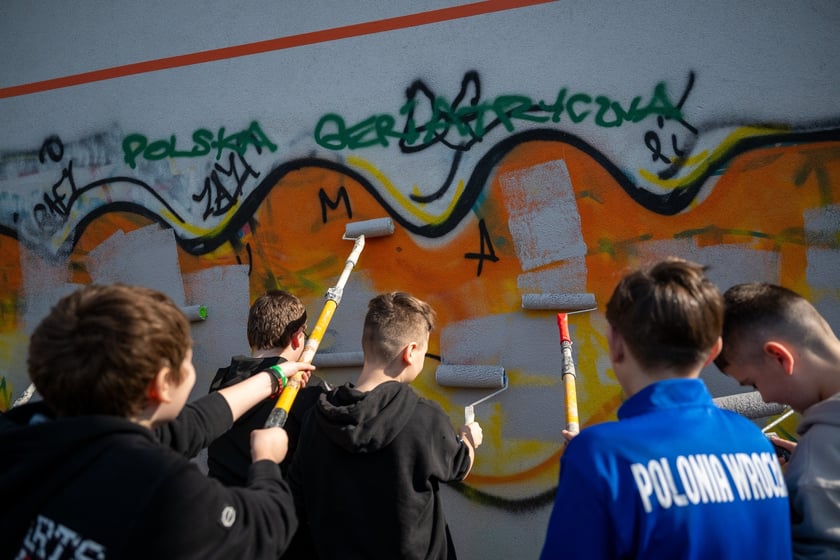 Mury mówią - wspólnie zamalujmy mowę nienawiści